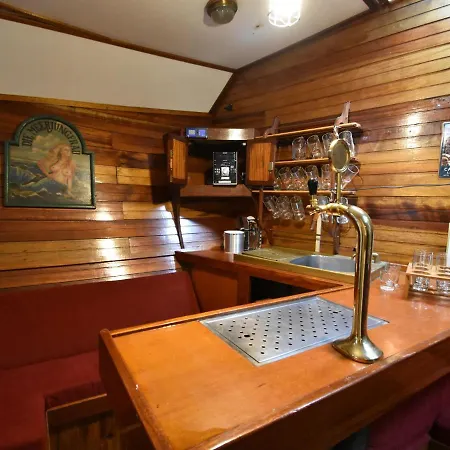 Spacious Yatch Near Forest In